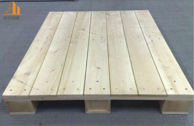 為什么選擇好的木制托盤(pán)廠家