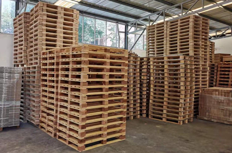 雙面木托盤有哪些優(yōu)點(diǎn)？